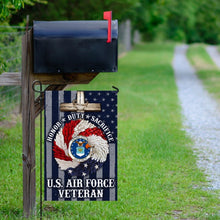 Load image into Gallery viewer, American Eagle Wreath With U.S Air Force Veteran Flag