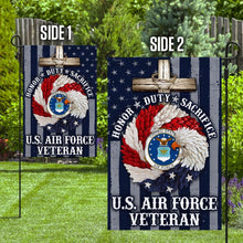 Load image into Gallery viewer, American Eagle Wreath With U.S Air Force Veteran Flag
