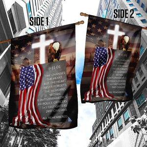 911 Flag The Heart Never Forgets The Memories Within Patriot Day 9/11 Flag MBH65F